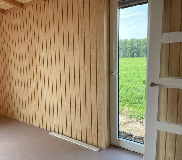 Channelply EXT200 met groeven 15 X 1220 X 2440mm lange zijde halfhout verbinding (groeven om de 200mm) - Afbeelding 2